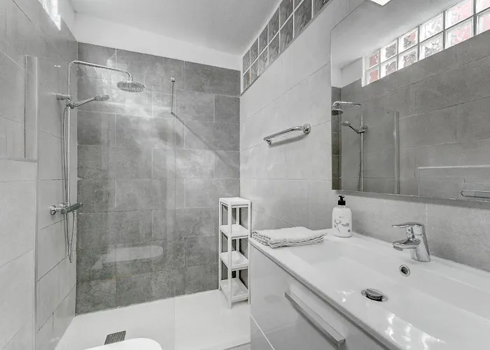 فيلة Palma Canarias أذيخي