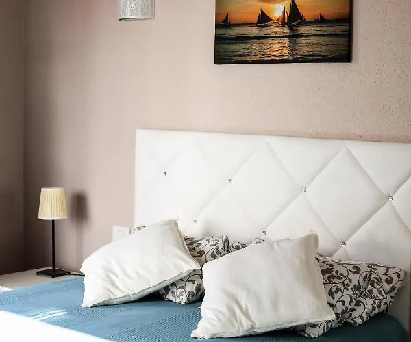 فيلة Palma Canarias أذيخي